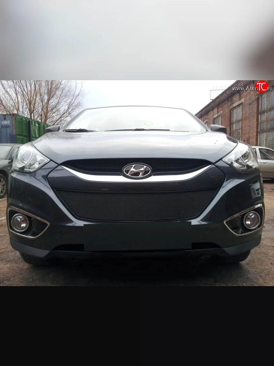 Сетка на бампер Russtal (черная) Hyundai IX35 LM дорестайлинг (2009-2013)  в Самаре Самарской области