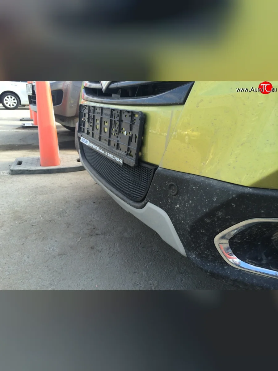 Сетка на бампер Russtal (черная) Suzuki SX4 JYB, JYA хэтчбэк дорестайлинг (2013-2016)  в Керчи Республика Крым