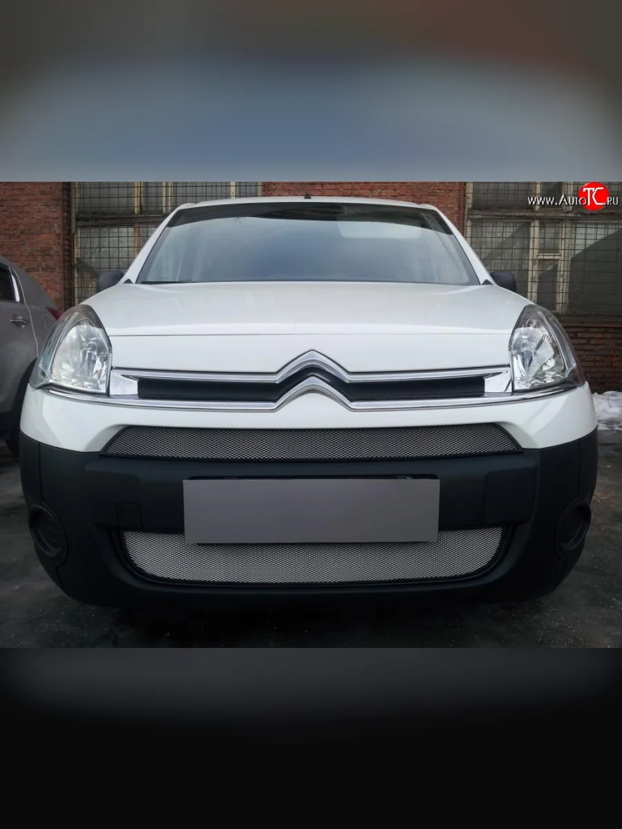 Сетка на бампер (рестайлинг) Russtal (хром) CITROEN Berlingo B9 дорестайлинг (2008-2016)  с доставкой в г. Керчь