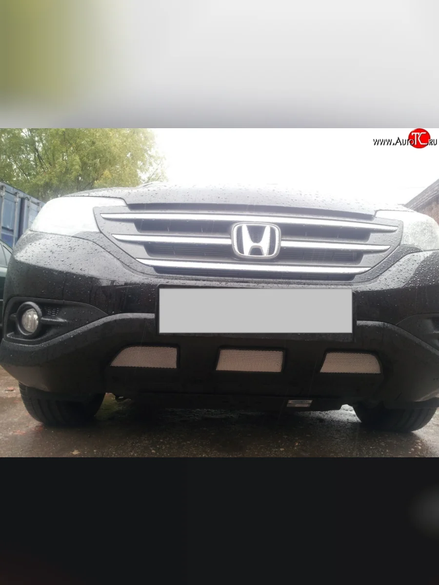 Сетка на бампер (2.4) Russtal (хром) Honda CR-V RM1,RM3,RM4 дорестайлинг (2012-2015)  в Керчи Республика Крым