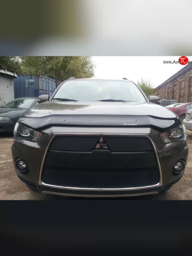 Сетка на бампер Russtal (черная) Mitsubishi Outlander XL (CW)  рестайлинг (2010-2013)
