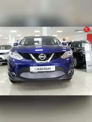 Сетка на бампер Russtal (хром) Nissan Qashqai 2 J11 рестайлинг (2017-2022)