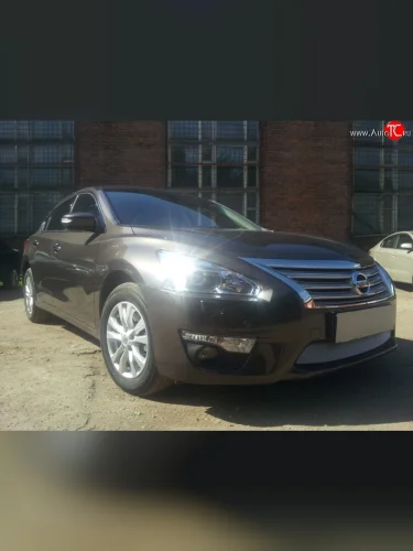 Сетка на бампер Russtal (хром) Nissan Teana 3 L33 дорестайлинг (2014-2020)