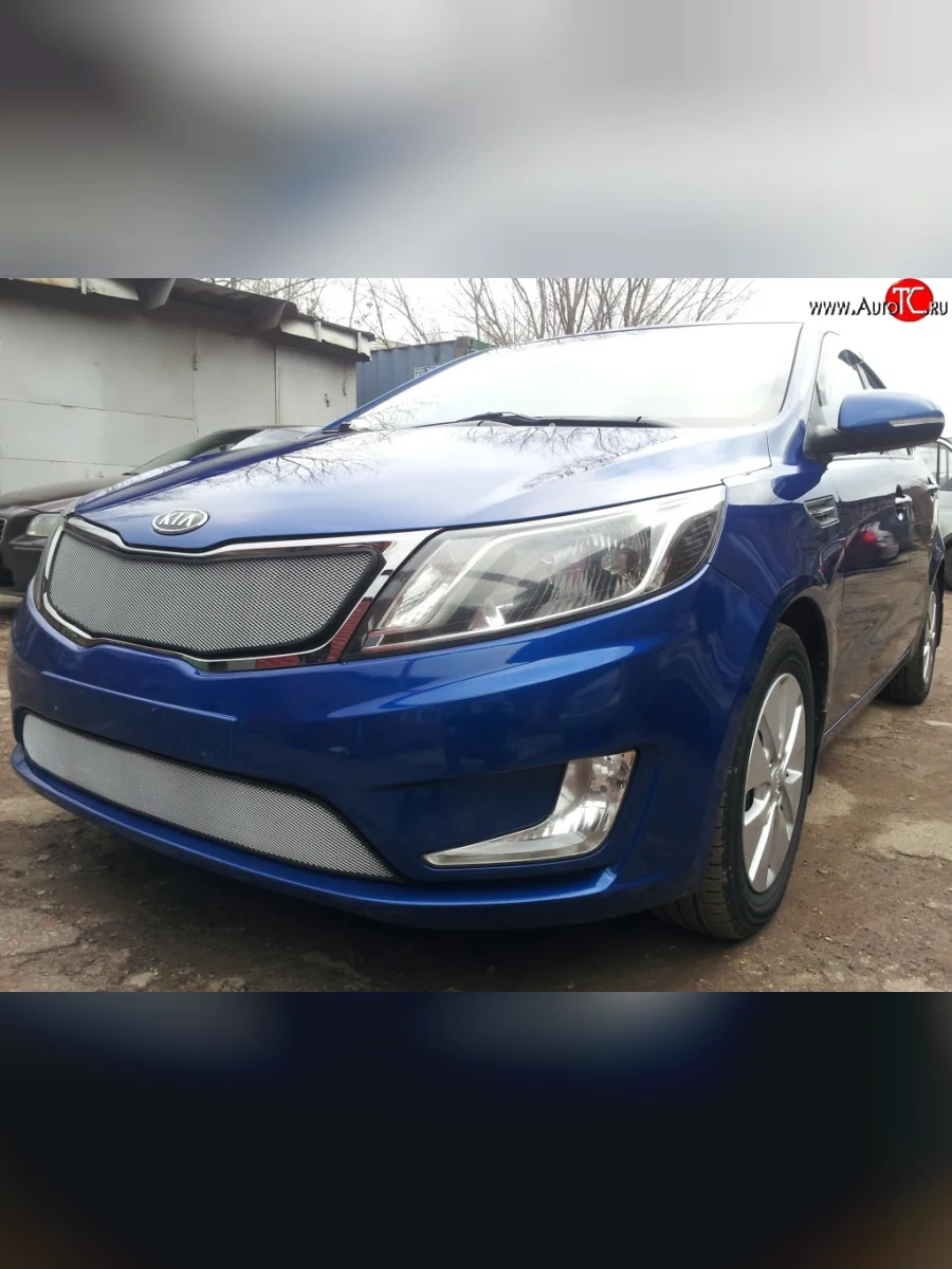 Нижняя сетка на бампер Russtal (хром) KIA Rio 3 QB дорестайлинг седан (2011-2015)  в Керчи Республика Крым