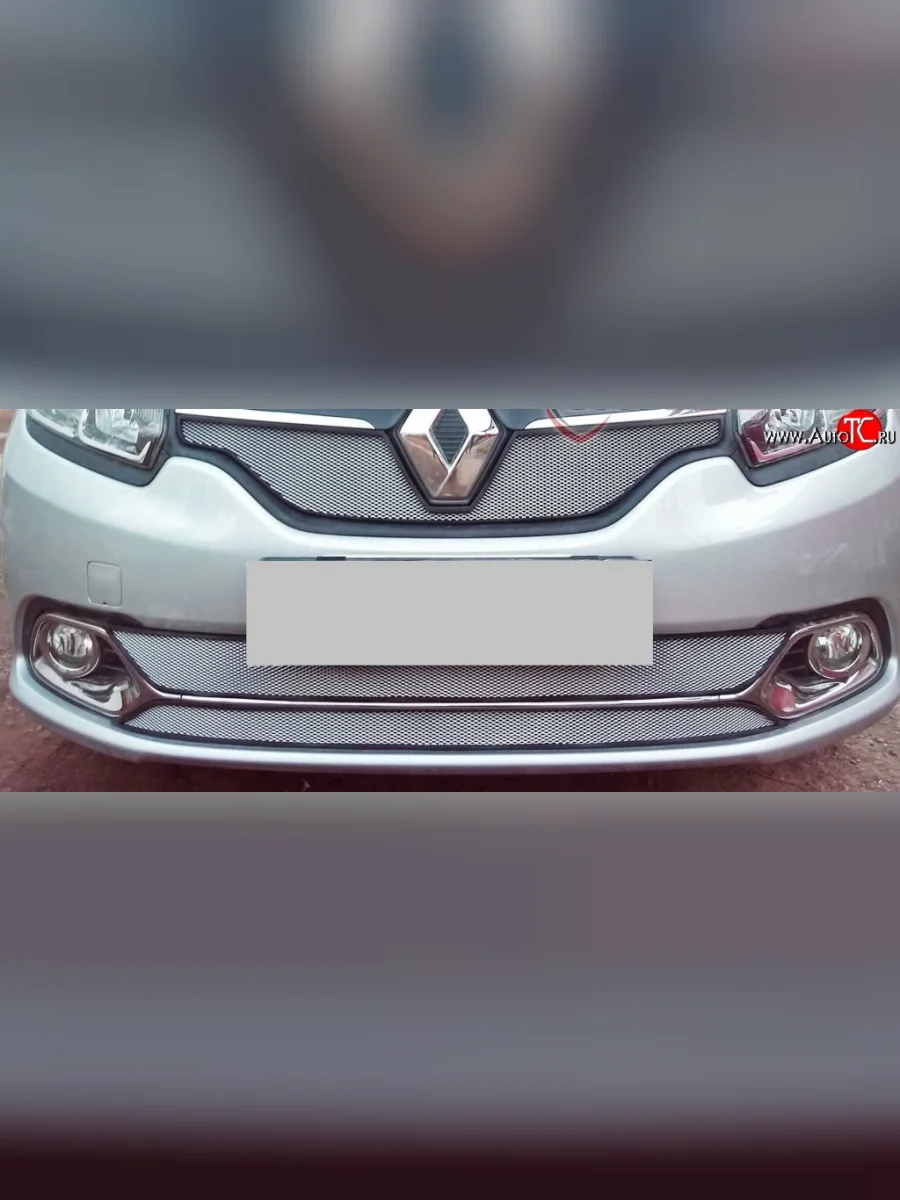Нижняя сетка на бампер (Privilege, Luxe) Russtal (хром) Renault Logan 2 дорестайлинг (2014-2018)  с доставкой в г. Керчь