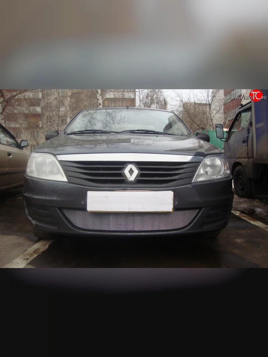 Сетка на бампер Russtal (хром) Renault Logan 1 рестайлинг (2010-2016)  в Керчи Республика Крым