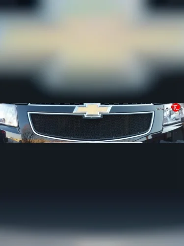 Сетка в решетку радиатора Russtal (черная) Chevrolet Cobalt седан дорестайлинг (2011-2016)