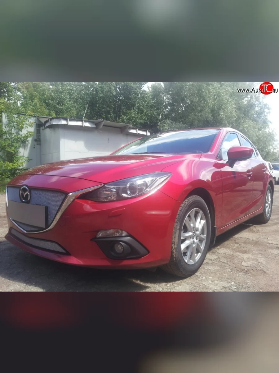 Сетка в решетку радиатора (под номерной знак) Russtal Mazda 3/Axela BM дорестайлинг, хэтчбэк (2013-2016) (хром)  в Керчи Республика Крым