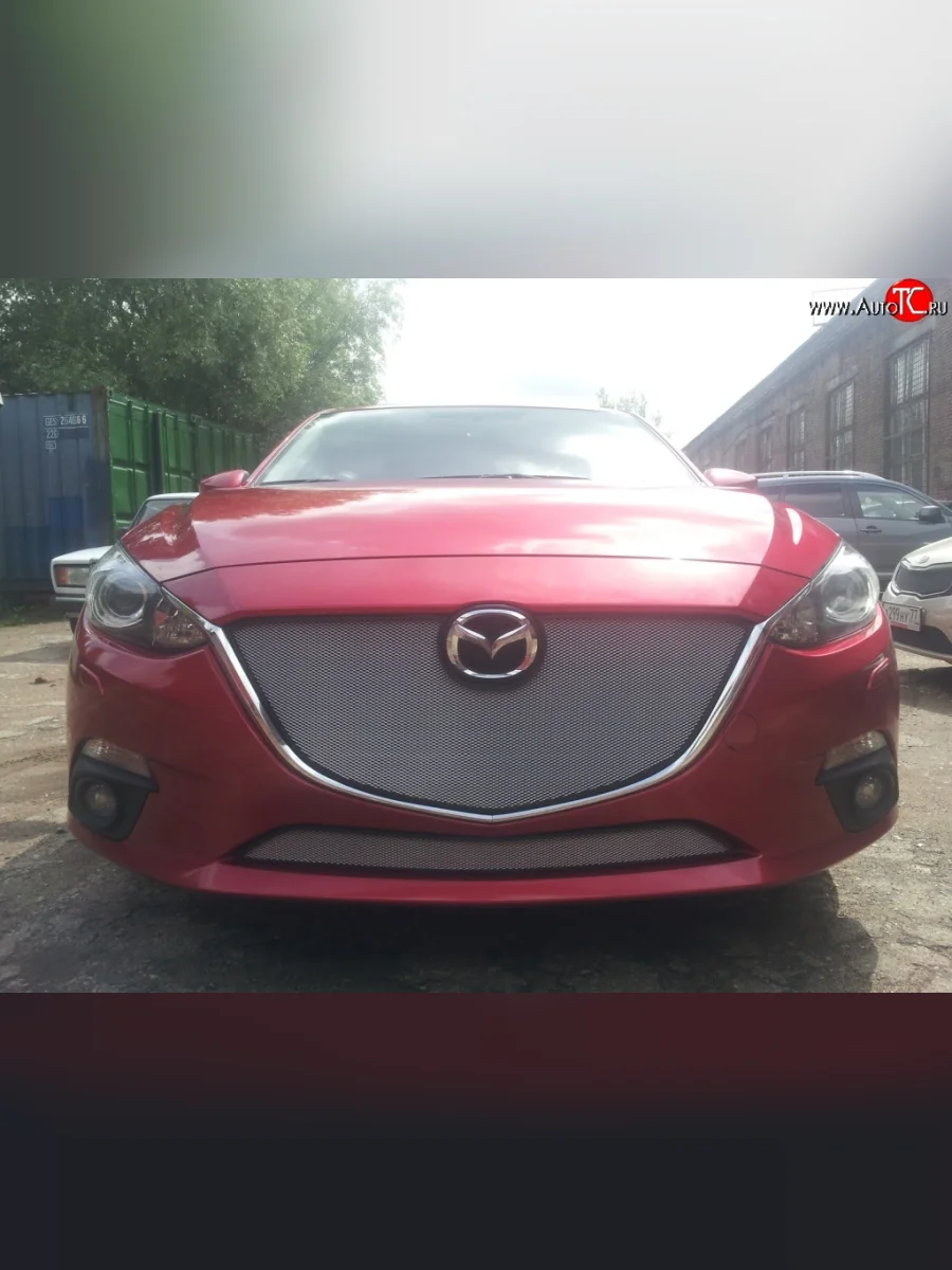 Нижняя сетка на бампер Russtal (хром) Mazda 3/Axela BM дорестайлинг, хэтчбэк (2013-2016)  в Самаре Самарской области