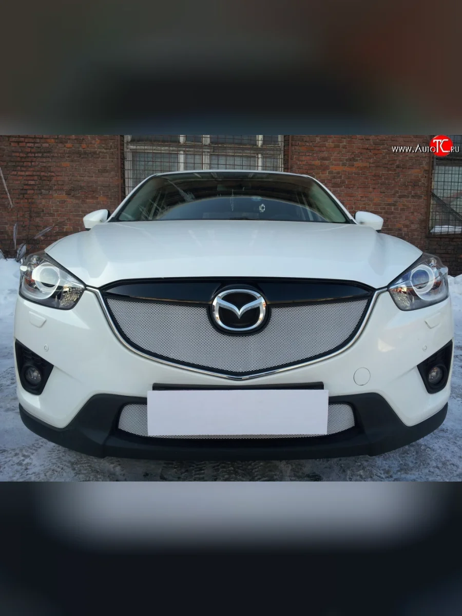 Сетка в решетку радиатора Russtal Mazda CX-5 KE дорестайлинг (2011-2014) (хром)  с доставкой в г. Керчь