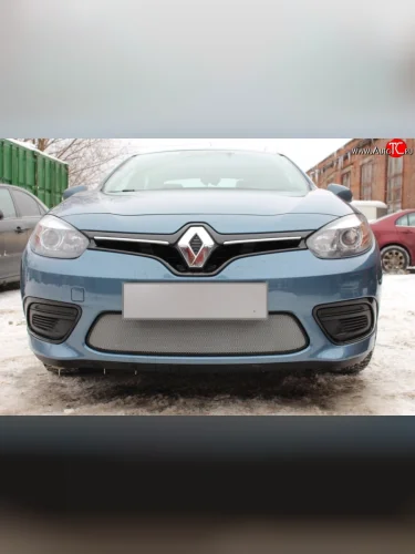 Сетка на бампер Russtal (хром) Renault Fluence дорестайлинг (2010-2012)