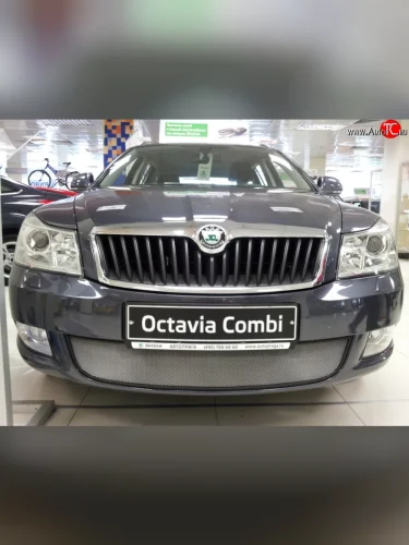 Сетка на бампер Russtal (хром) Skoda Octavia A5 рестайлинг универсал (2008-2013)