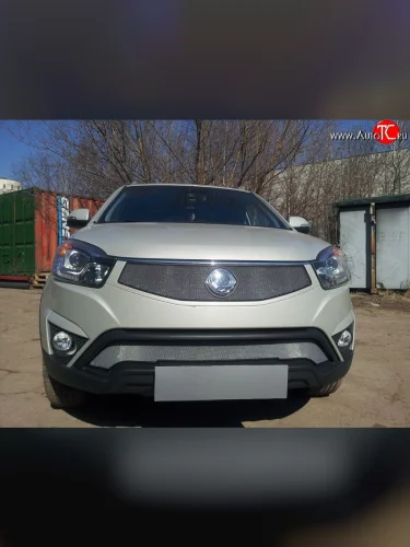 Нижняя сетка на бампер Russtal (хром) SSANGYONG Actyon рестайлинг (2013-2021)