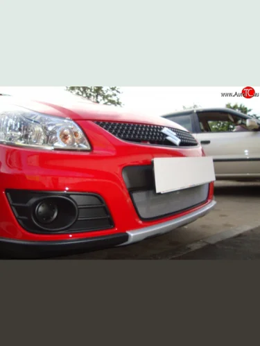 Сетка на бампер хетчбек (рестайлинг) Russtal (хром) Suzuki SX4 GYA,GYB  рестайлинг, хэтчбэк (2010-2016)