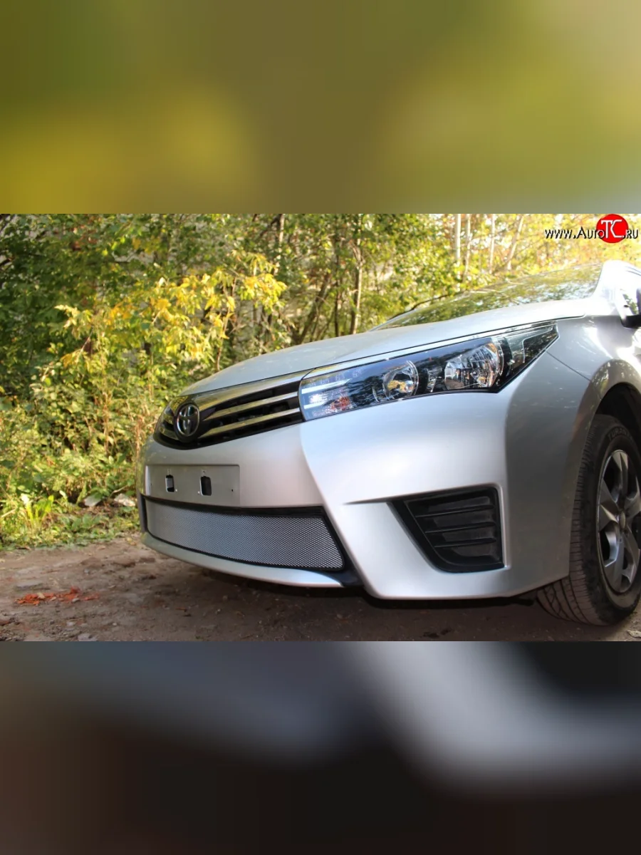 Сетка на бампер Russtal (хром) Toyota Corolla E180 дорестайлинг (2013-2016)  в Перми Пермском крае
