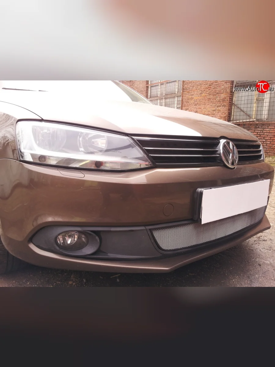 Сетка на бампер Russtal (хром) Volkswagen Jetta A6 седан дорестайлинг (2011-2015)  в Керчи Республика Крым
