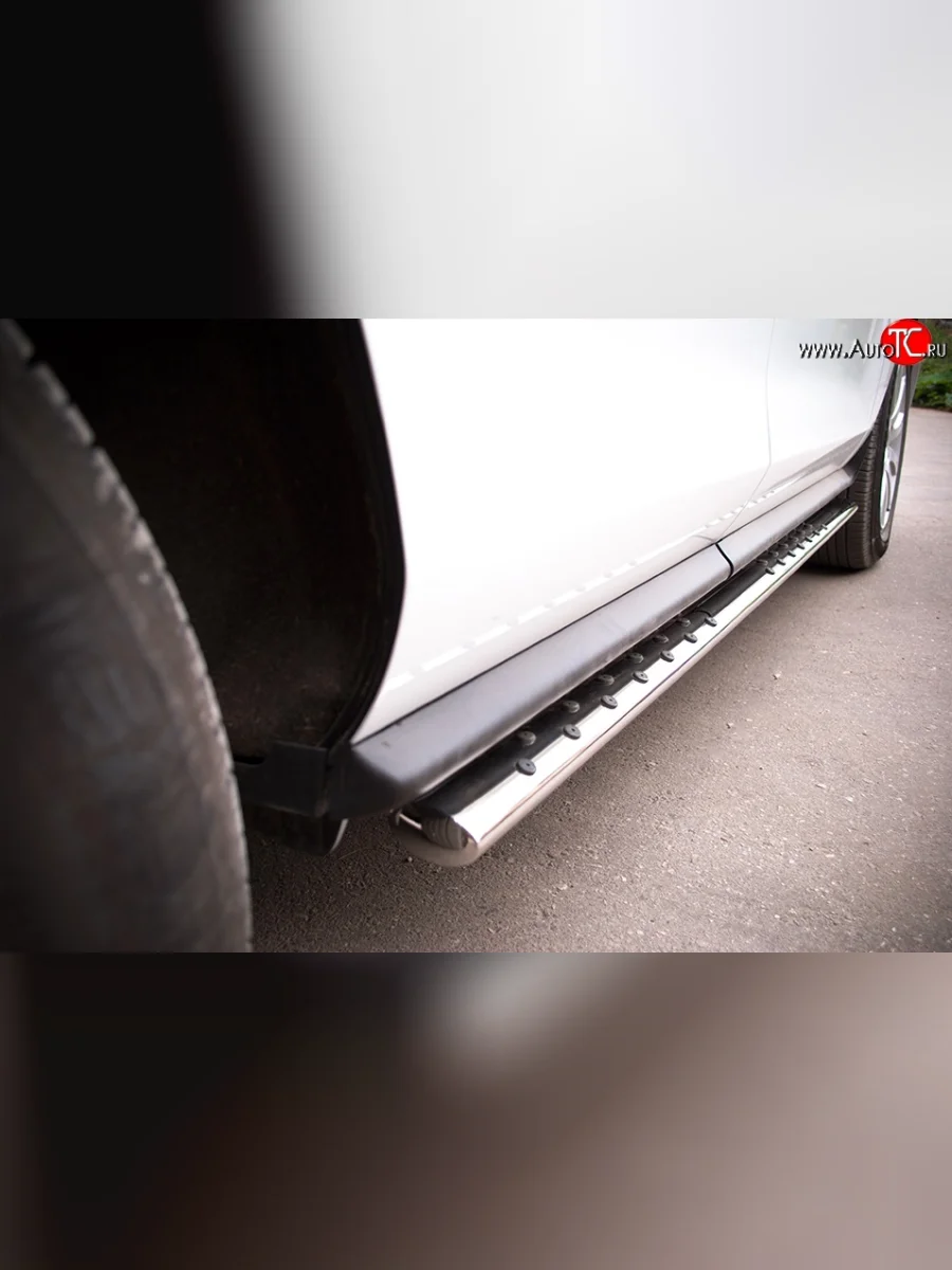 Защита порогов с круглыми вставками для ног из овальной трубы диаметром 75x42 мм Russtal Mazda CX-7 ER рестайлинг (2010-2012)  с доставкой в г. Пермь