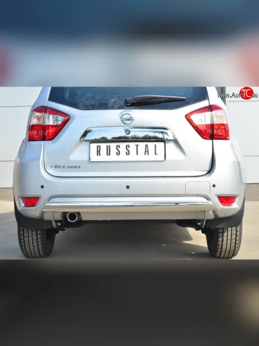 Защита заднего бампера из овальной трубы диаметром 75x42 мм Russtal Nissan Terrano D10 дорестайлинг (2013-2016)