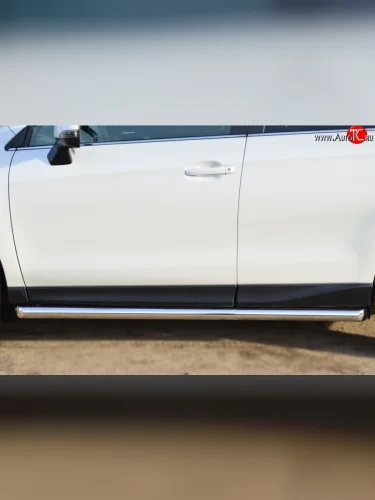 Защита порогов из круглой трубы диаметром 63 мм Russtal Subaru Forester SJ дорестайлинг (2012-2016)