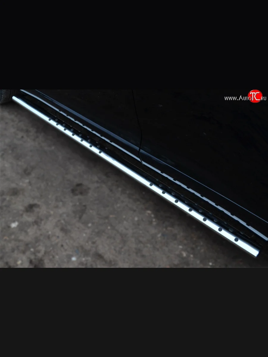 Защита порогов с круглыми вставками для ног из овальной трубы диаметром 75x42 мм Russtal Toyota Venza GV10 рестайлинг (2012-2016)  в Перми Пермском крае