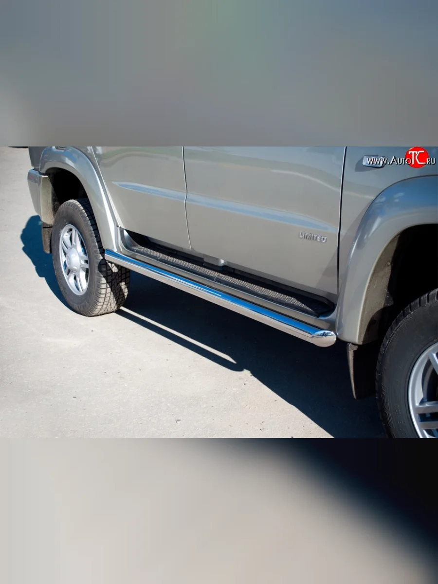 Защита порогов из круглой трубы диаметром 63 мм Russtal Уаз Патриот 3163 5 дв. дорестайлинг (2005-2013) (Защита порогов с со скосами на торцах (вариант 1))  в Керчи Республика Крым