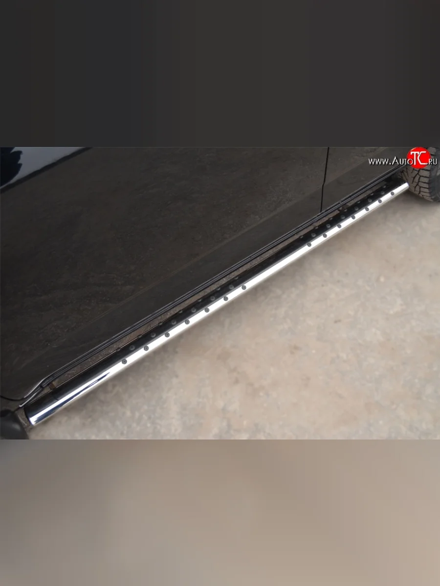 Защита порогов с круглыми вставками для ног из овальной трубы диаметром 75x42 мм Russtal Toyota RAV4 XA30 5 дв. 2-ой рестайлинг (2010-2013)  в Перми Пермском крае