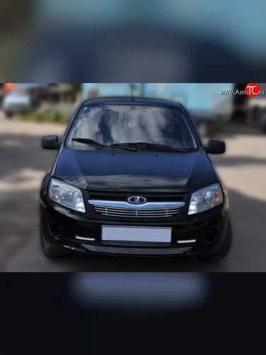 Декоративные вставки воздухозаборника Berkut Лада ВАЗ Гранта 2190 седан  дорестайлинг (2011-2017)