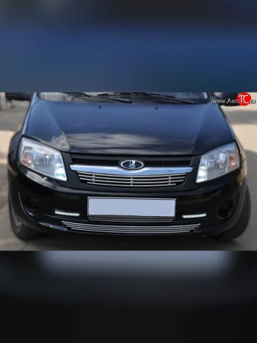 Декоративные вставки воздухозаборника с вырезами под ДХО Berkut Лада ВАЗ Гранта 2190 седан  дорестайлинг (2011-2017)