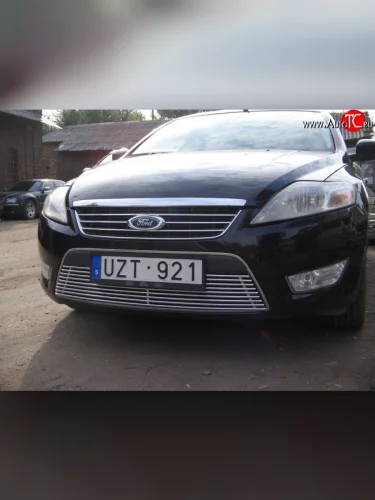 Декоративная вставка воздухозаборника Berkut Ford Mondeo Mk4,BD дорестайлинг, седан (2007-2010)