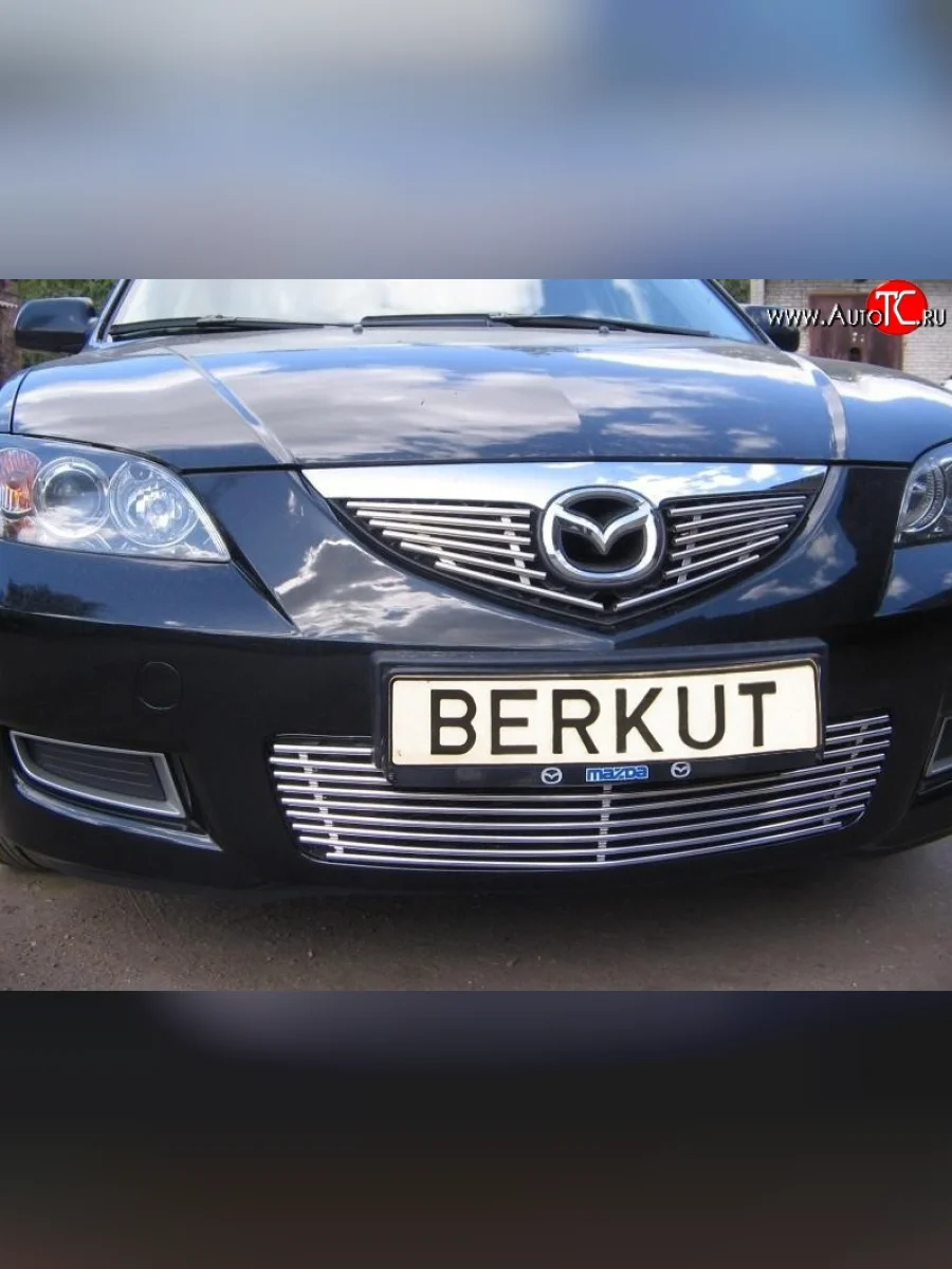 Декоративная вставка воздухозаборника Berkut Mazda 3/Axela BK дорестайлинг седан (2003-2006)  в Воронеже Воронежской области