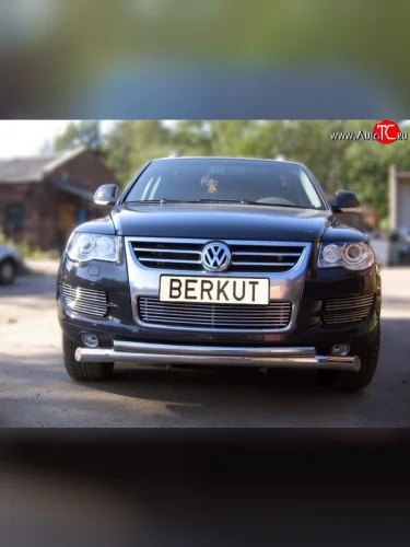 Декоративная вставка воздухозаборника Berkut Volkswagen Touareg 1 GP рестайлинг (2006-2010)