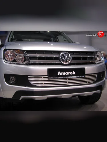Декоративная вставка воздухозаборника Berkut Volkswagen Amarok дорестайлинг (2009-2016)