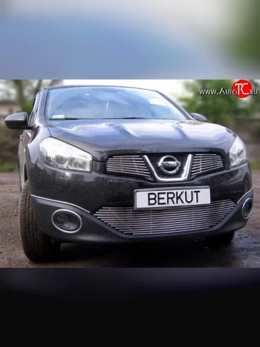 Декоративная вставка решетки радиатора Berkut Nissan Qashqai 1 J10 рестайлинг (2010-2013)