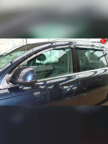 Комплект дефлекторов окон (ветровиков) 4 шт. Russtal Audi Q7 4L дорестайлинг (2005-2009)