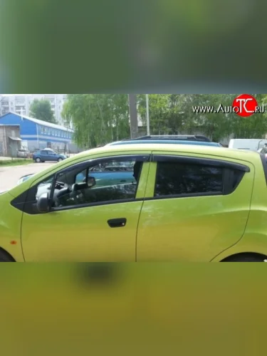 Комплект дефлекторов окон (ветровиков) 4 шт. Russtal Chevrolet Spark M300 дорестайлинг (2010-2015)
