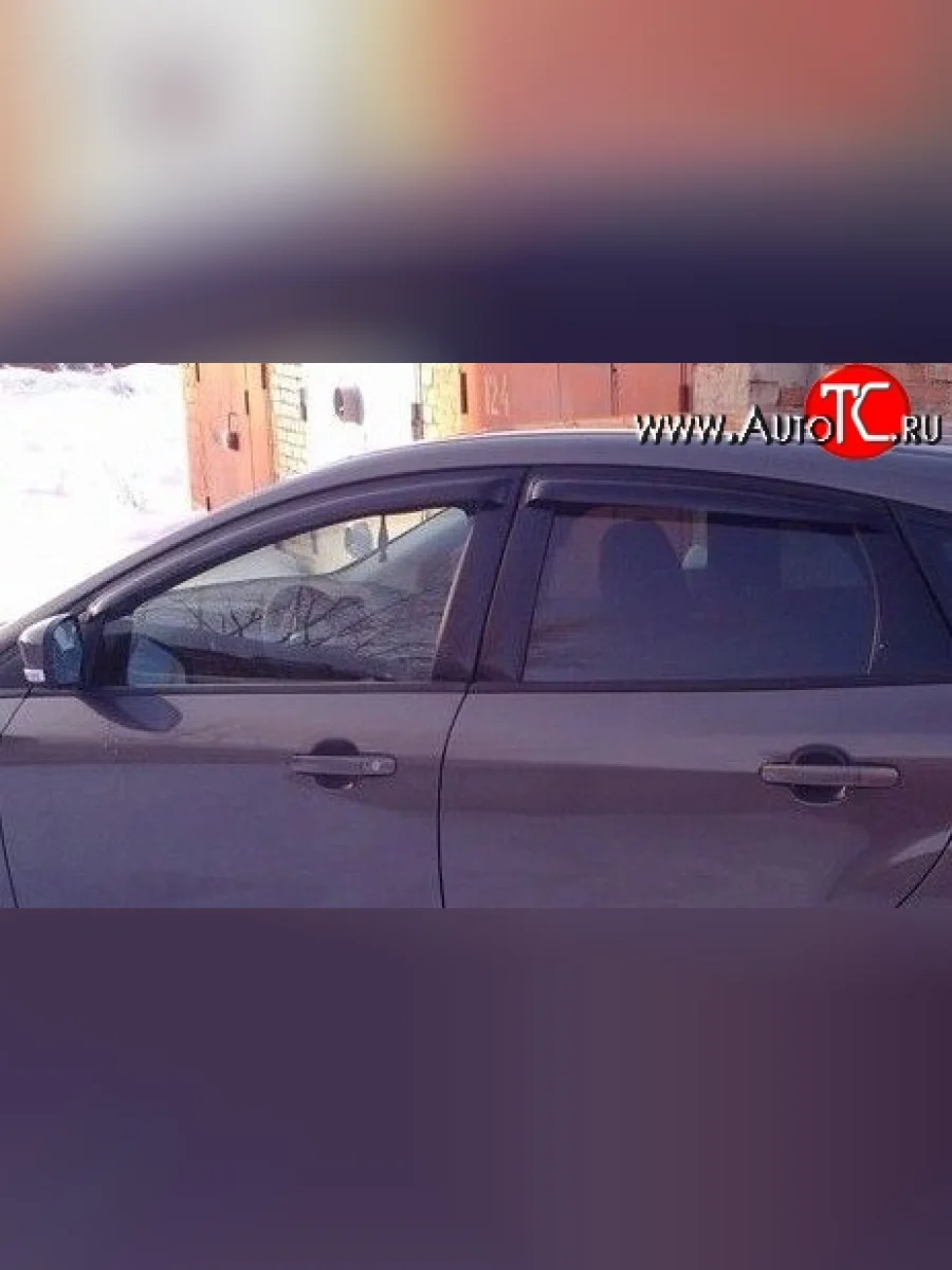 Комплект дефлекторов окон (ветровиков) 4 шт. Russtal Ford Focus 3 хэтчбэк дорестайлинг (2010-2015)  в Самаре Самарской области