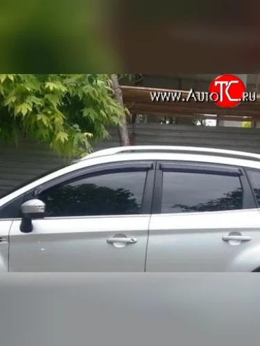 Комплект дефлекторов окон (ветровиков) 4 шт. Russtal Ford Kuga 1 (2008-2013)
