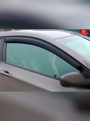 Комплект дефлекторов окон (ветровиков) 4 шт. (хетчбек, 3 дв.) Russtal Hyundai I30 2 GD дорестайлинг, хэтчбэк 5 дв. (2011-2015)