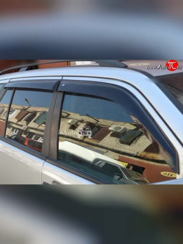 Комплект дефлекторов окон (ветровиков) 4 шт. Russtal Mercedes-Benz C-Class W202 дорестайлинг седан (1993-1997)