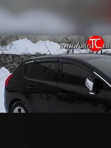 Комплект дефлекторов окон (ветровиков) 4 шт. Russtal Peugeot 3008 дорестайлинг (2009-2013)