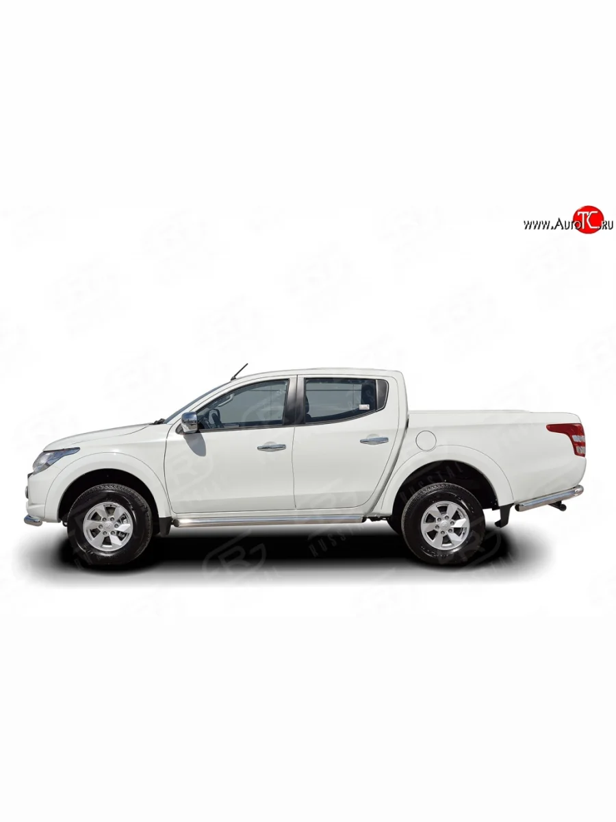 Защита порогов из круглой трубы диаметром 76 мм (рестайлинг) Russtal Mitsubishi L200 5 KK,KL дорестайлинг (2015-2019) (Защита порогов с со скосами на торцах (вариант 1))  с доставкой в г. Керчь