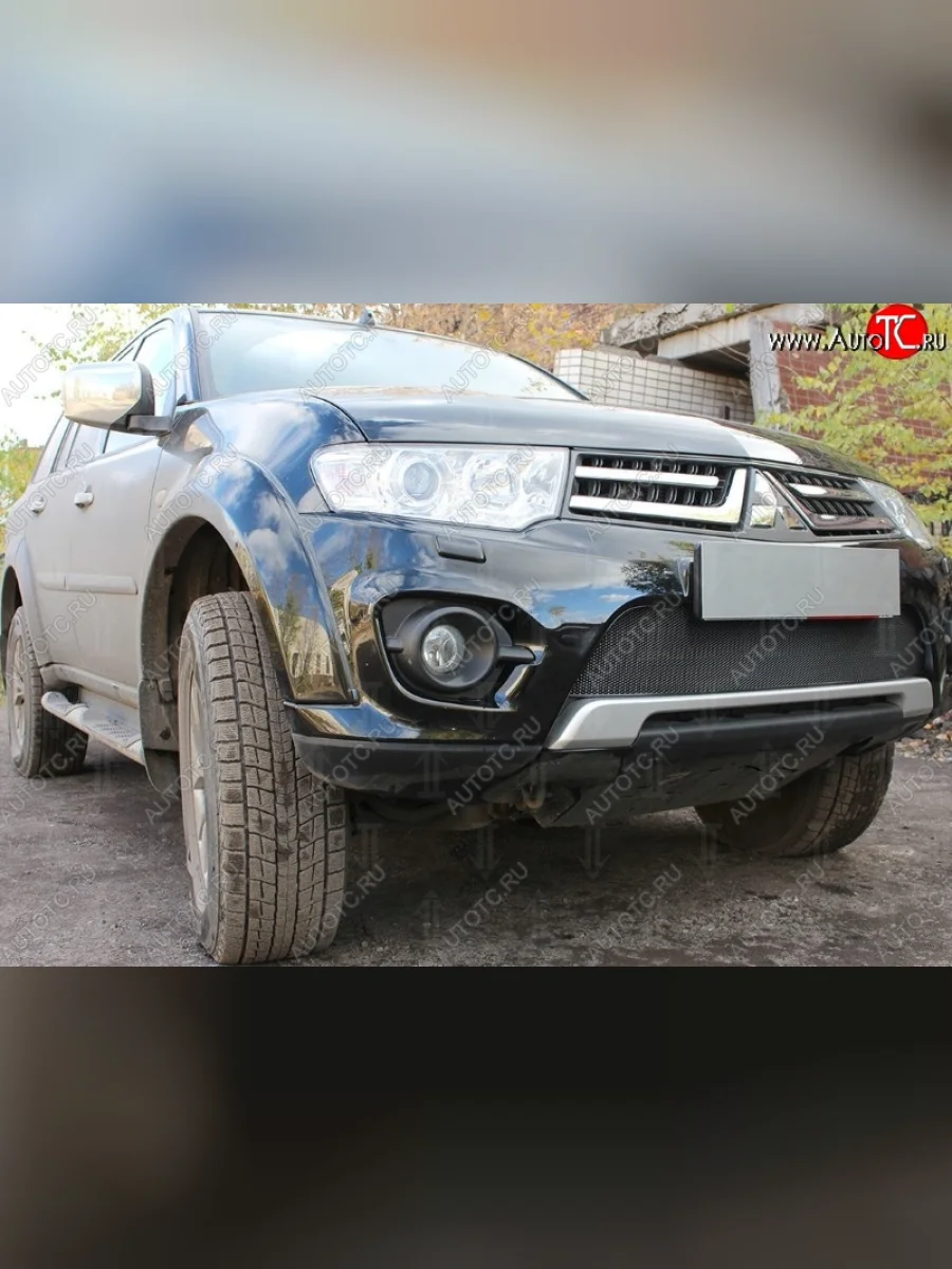 Защитная сетка на бампер (рестайлинг) Russtal (черная) Mitsubishi L200 5 KK,KL дорестайлинг (2015-2019)  с доставкой в г. Керчь