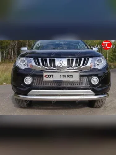 Защитная решётка в воздуховод бампера Russtal (нержавейка) Mitsubishi L200 5 KK,KL дорестайлинг (2015-2019)