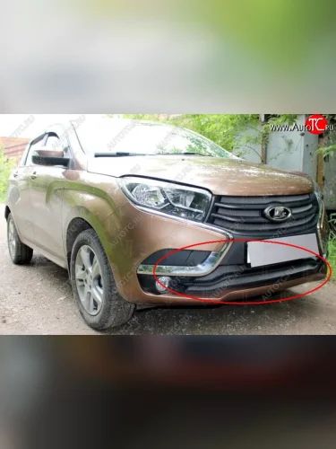 Нижняя решётка в воздуховод автомобиля Russtal (хром) Лада ВАЗ XRAY (2016-2022)