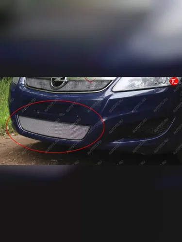 Нижняя решётка в воздуховод автомобиля Russtal (хром) Opel Zafira В рестайлинг (2007-2015)