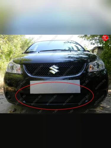 Защитная решётка в воздуховод автомобиля (седан) Russtal (черная) Suzuki SX4 GYA,GYB  рестайлинг, хэтчбэк (2010-2016)