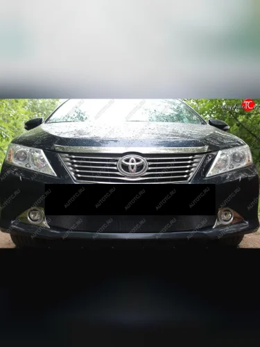 Защитная решётка в воздуховод автомобиля Russtal (черная) Toyota Highlander XU40 дорестайлинг (2007-2010)