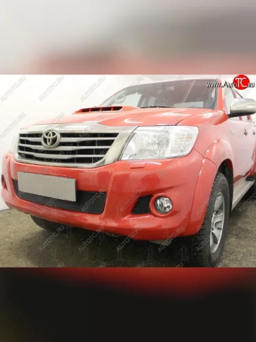 Защитная решётка в воздуховод автомобиля Russtal Toyota Hilux AN20,AN30  2-ой рестайлинг (2011-2016)