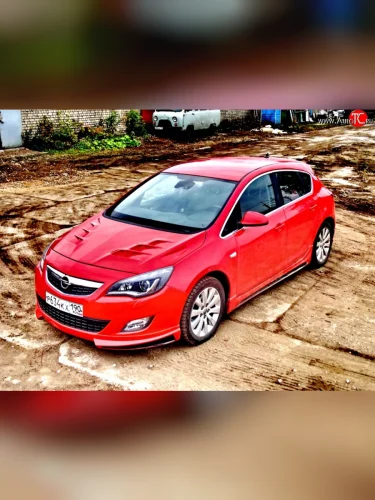 Пластиковый капот Sport Opel Astra J хэтчбек 5 дв. дорестайлинг (2009-2012)