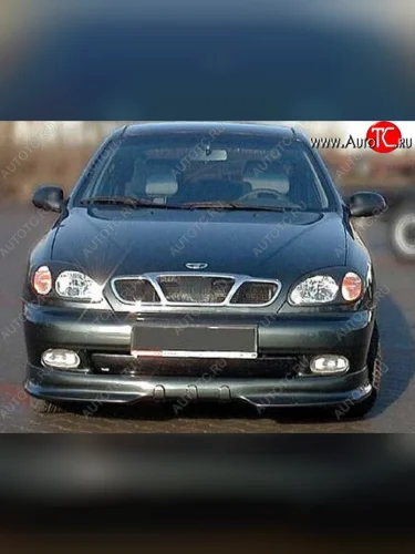 Шорттағы бөксенің суреті